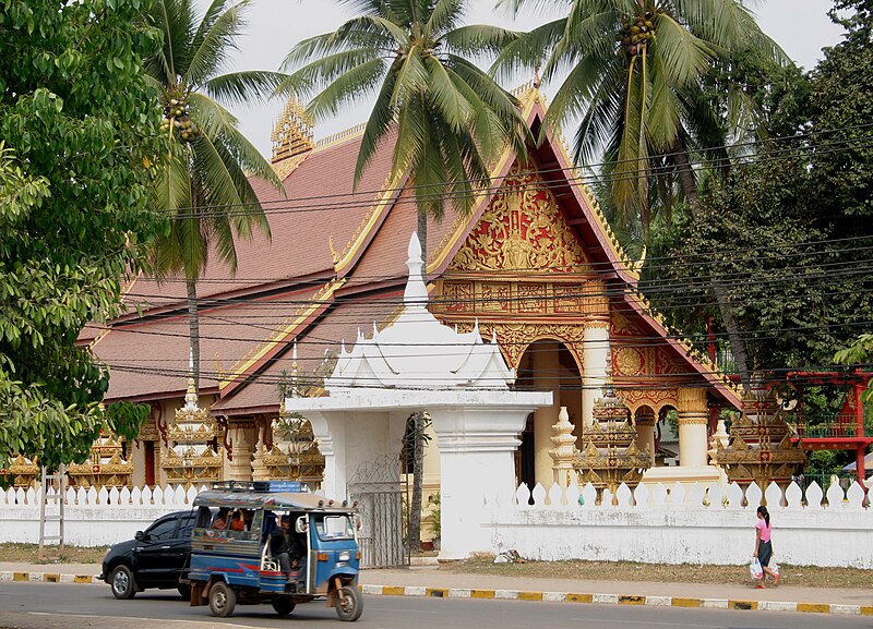 File:Vientiane-Wat Xieng Ngeun-02-gje.jpg