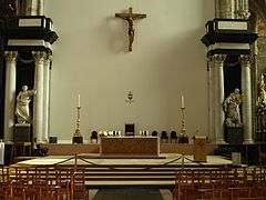 Vierungs­altar