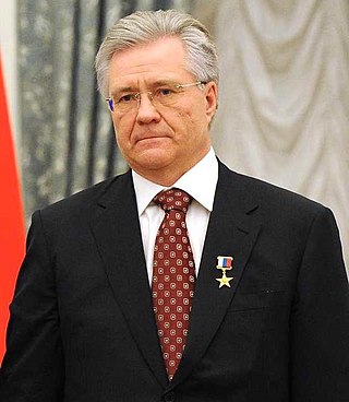 <span class="mw-page-title-main">Vladimir Bogdanov</span> Russian Billionaire & Businessman