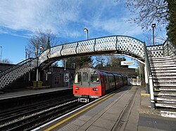 West Finchley tube station
