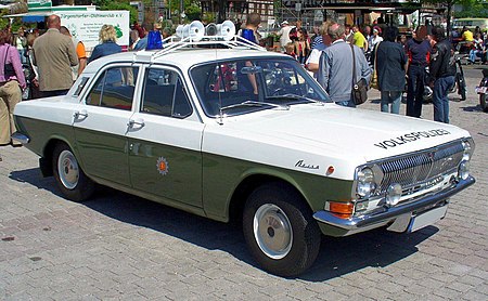 Tập_tin:Wolga_GAZ_24_Volkspolizei.JPG