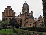 Seminarskyi korpus, johon kuuluu muun muassa teologisen tiedekunnan käyttämä kirkko (osa Unescon maailmanperintöluettelon kohdetta).