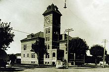 1898
Lane County Courthouse (Leno-Distrikto, Oregonaj pitoreska bildoj) (lanD0040a).jpg