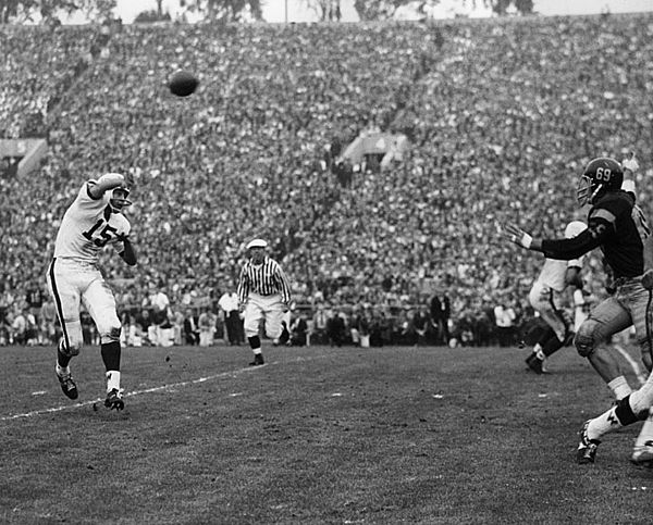 Wisconsin QB Ron Vander Kelen attempting a pass in the 1963 Rose Bowl, the first No. 1 vs. No. 2 match-up in a bowl game