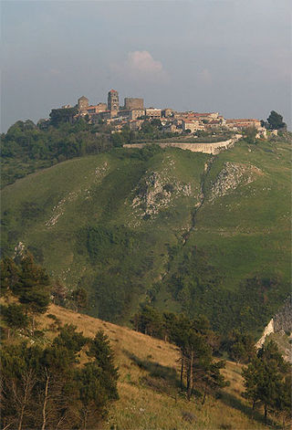 <span class="mw-page-title-main">Casertavecchia</span> Frazione in Campania, Italy