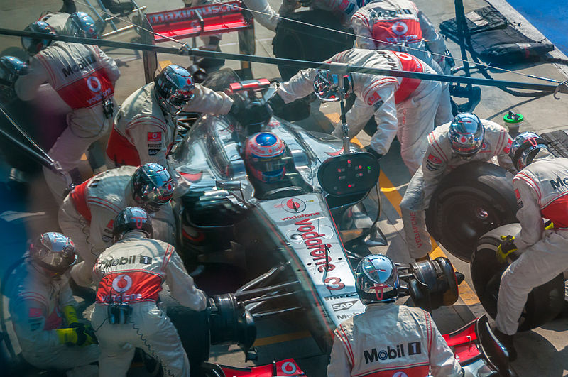 File:2012 Italian GP - McLaren pit.jpg
