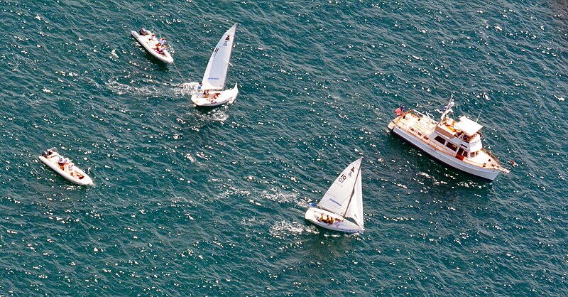 File:2014 BYC Governors Cup Racers photo by Don Ramey Logan.jpg