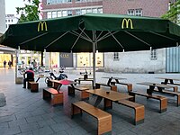 Außensitzplätze McDonald’s