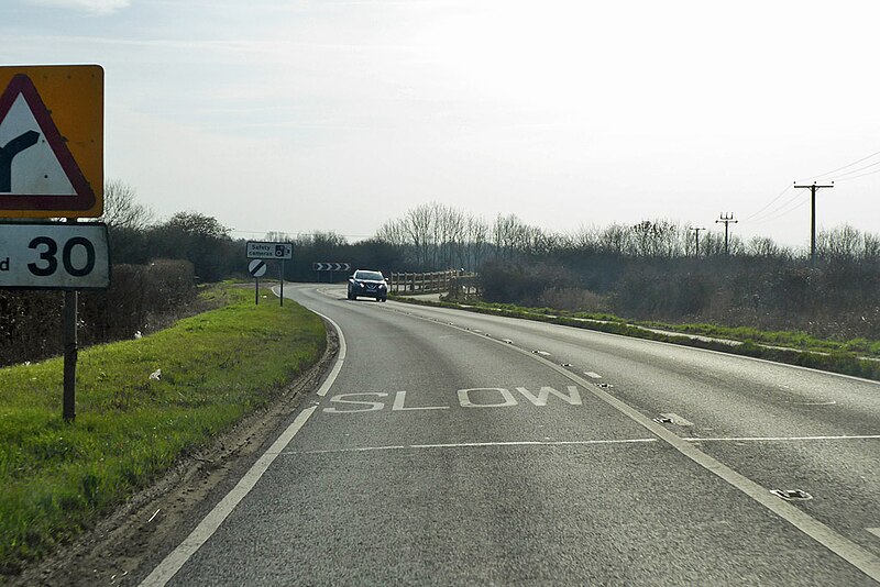 File:A1123 towards St Ives - geograph.org.uk - 6064390.jpg