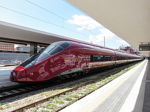 Italo im Hauptbahnhof von Neapel