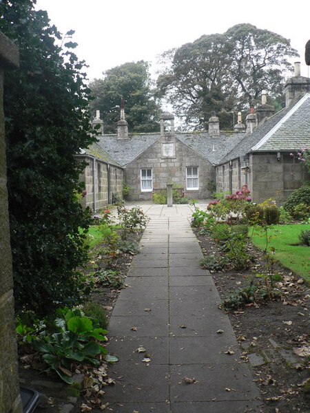 File:Aberdeen, Mitchell's Hospital - geograph.org.uk - 597969.jpg