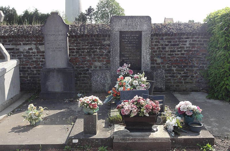 File:Abscon - Cimetière d'Abscon (08, tombe de Pierre-André Villette).JPG