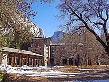 Ang Ahwahnee Hotel sa tingtugnaw