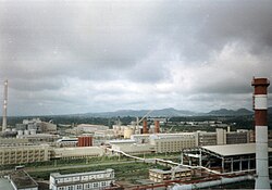 未完工的阿焦库塔钢厂，拍摄于1994年