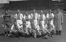 Ajax elftal (19 -05-1957).jpg 