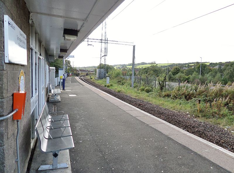 File:Alexandria Station, West Dunbartonshire, Scotland.jpg