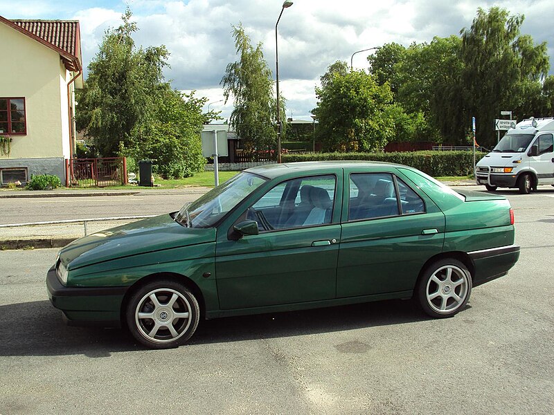 File:Alfa Romeo 155 (5012626681).jpg