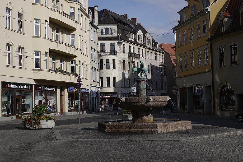 File Alter Markt 1 2 Halleschesfotoatelier Eselsbrunnen Altstadt Halle Saale Panoramio Jpg Wikimedia Commons