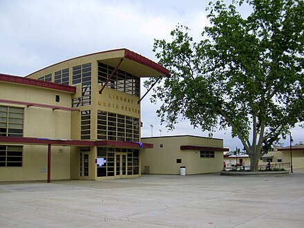 Amador Valley was the first high school in Pleasanton.[36]