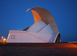 Auditorio de Tenerife Kék Óra.jpg