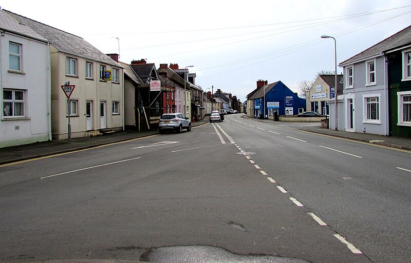 File:B4329 junction in Prendergast, Haverfordwest - geograph.org.uk - 6086253.jpg