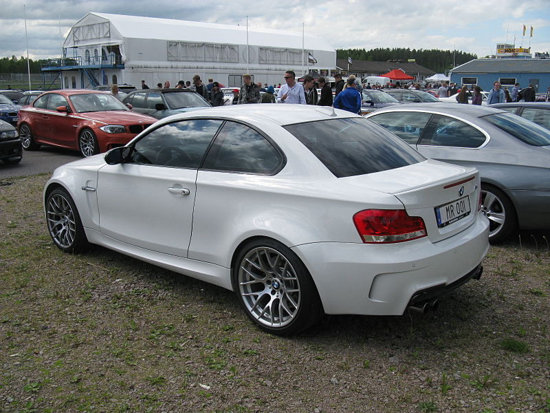 File:BMW 1M Coupé (8868452757).jpg