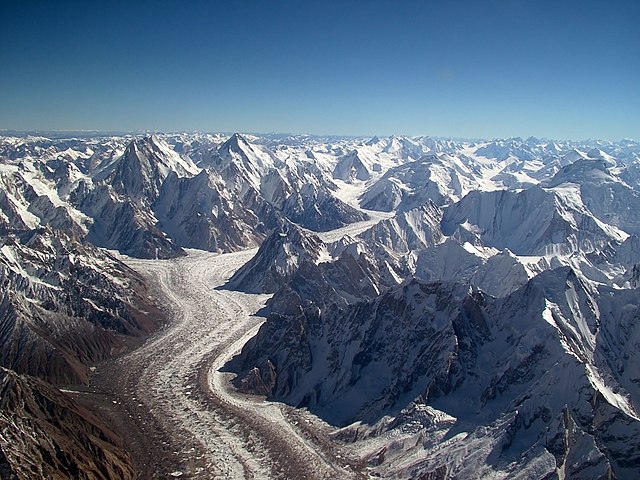 With 7,253 known glaciers, Pakistan contains more glacial ice than any other country on earth outside the polar regions. At 62 kilometres (39 mi) in l