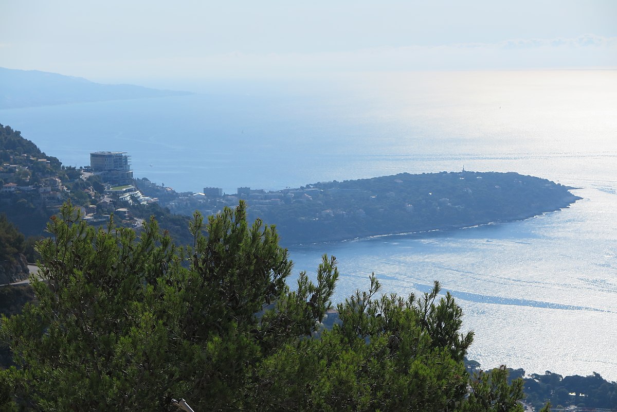 Panorama du Mont des Mules, Beausoleil