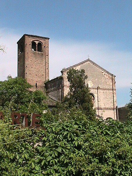 File:Belforte (Gazzuolo) - Oratorio di San Pietro - Secolo X (6).JPG