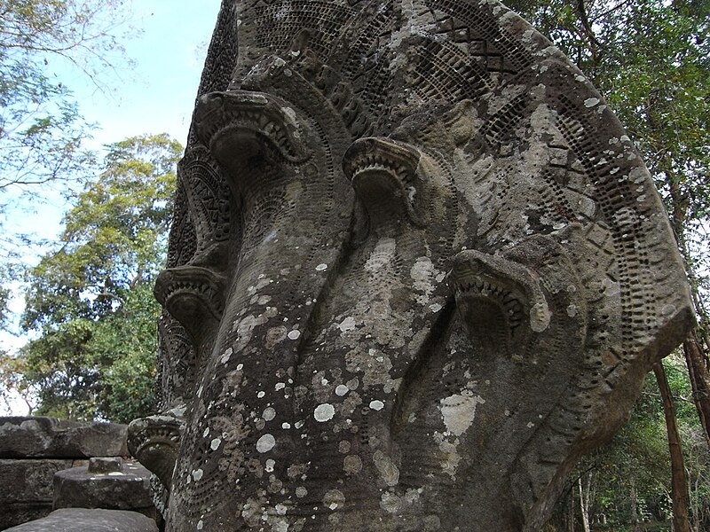 File:Beng Mealea Five Heads Naga.jpg