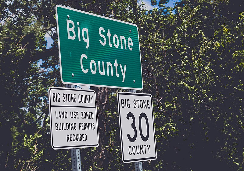 File:Big Stone County, Minnesota Sign (34686360614).jpg