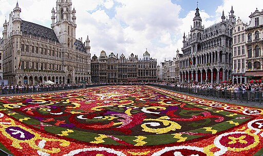 Brüssel: Großer Platz mit Blumenteppich