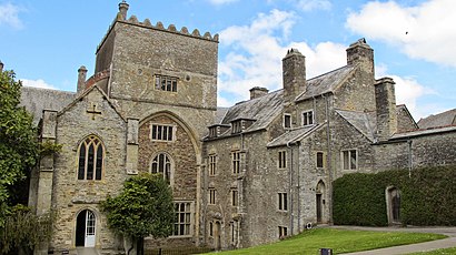 How to get to Buckland Abbey with public transport- About the place