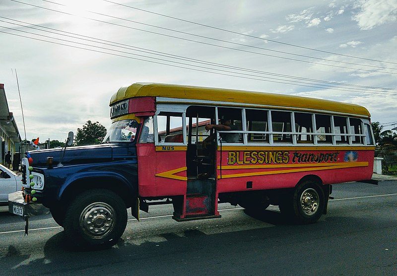 File:Bus Apia Samoa.jpg