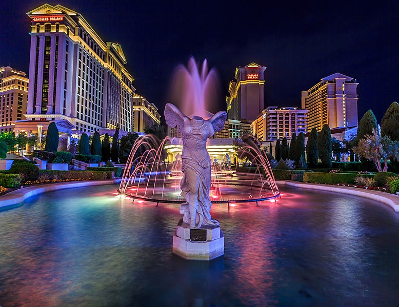 File:Caesars Palace at Night.jpg