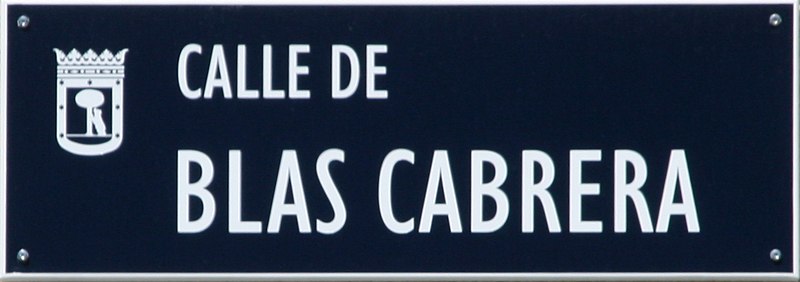 File:Calle de Blas Cabrera (12 de mayo de 2019, Madrid) 07.jpg