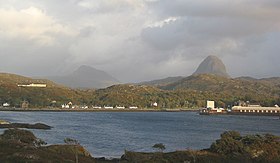 Canisp and Suilven above Loch Inver - geograph.org.uk - 186343.jpg