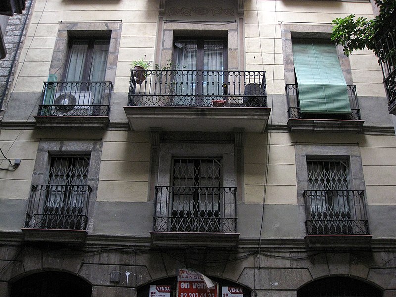 File:Casa Bulbena, façana.jpg