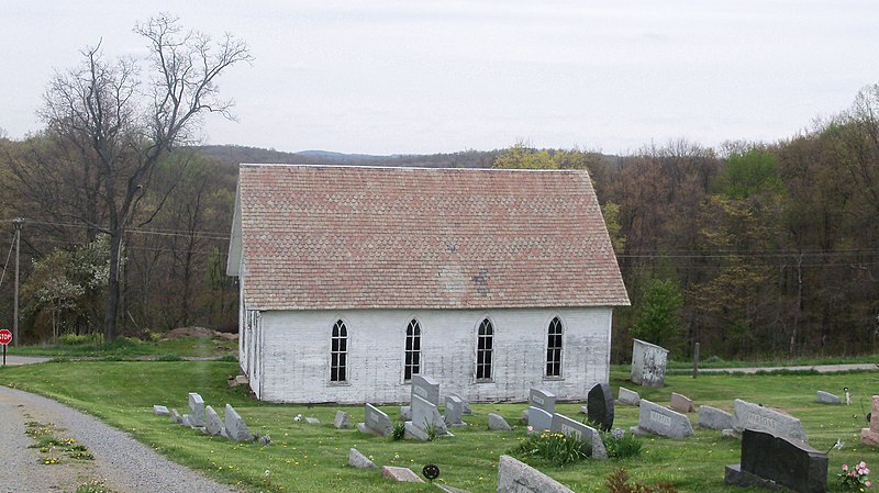 File:Chestnut Grove Cemetery, Brush Creek Township.JPG