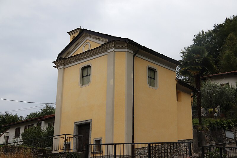 File:Chiesa di Santa Maria delle Grazie (Lezzeno).jpg
