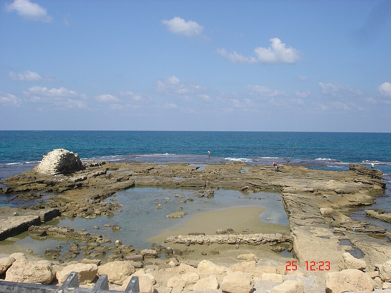 File:Crusader castles (Caesarea).jpg