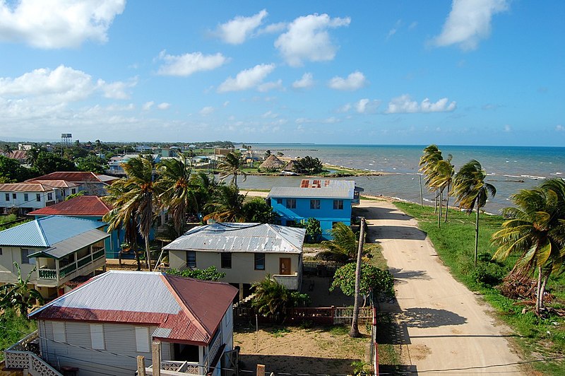 File:Dangriga, Belize - 2009 - towards the Sea.jpg