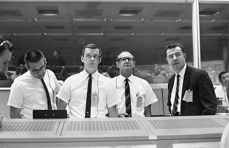 File:Directors oversee Gemini 10.jpg