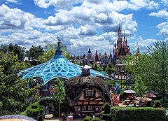 Disneyland Paris - panoramio (15).jpg