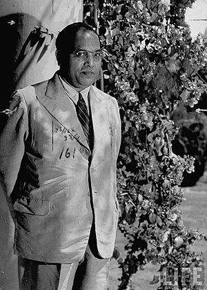 Dr Babasaheb Ambedkar at home Rajgriha – 1946.jpg