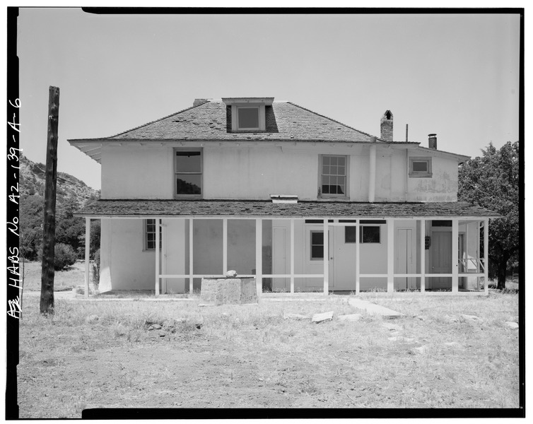 File:EAST SIDE LOOKING WEST - Faraway Ranch, Erickson-Riggs Ranch House, State Highway 181, Willcox, Cochise County, AZ HABS ARIZ,2-WILCO.V,1A-6.tif