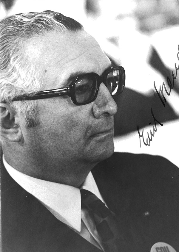 Mende in 1971