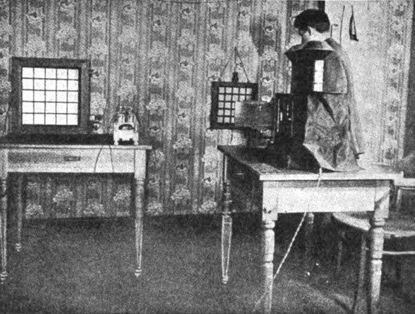 Ernst Ruhmer demonstrating his experimental television system, which was capable of transmitting 5×5 pixel images of simple shapes over telephone line