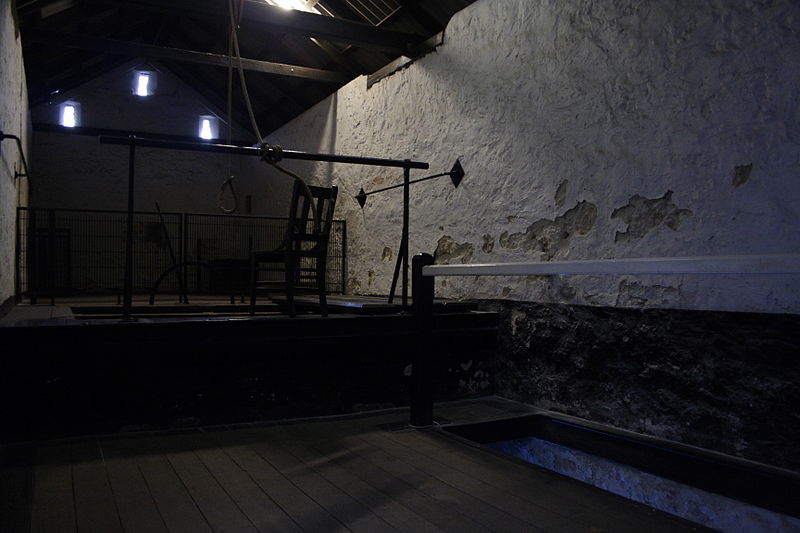 File:FremantlePrisonGallows2.jpg