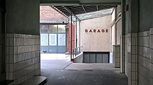 Garage connesso ad altri fabbricati con un portico, Francoforte